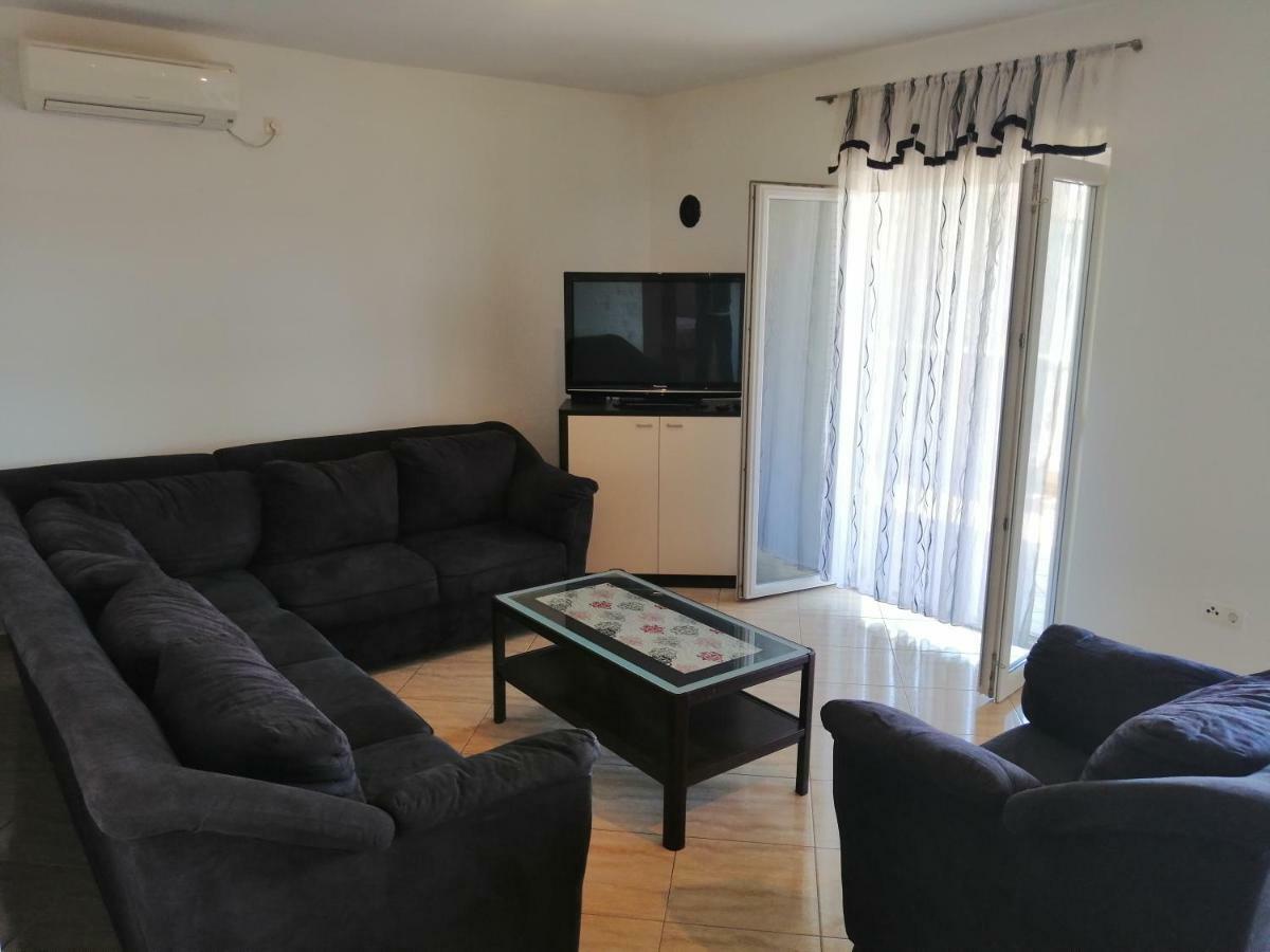 Apartman Rosanda Posedarje Buitenkant foto